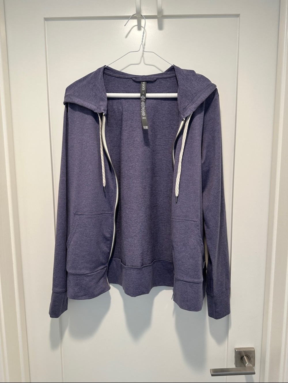Vuori full zip hoodie size small blue. Great condition